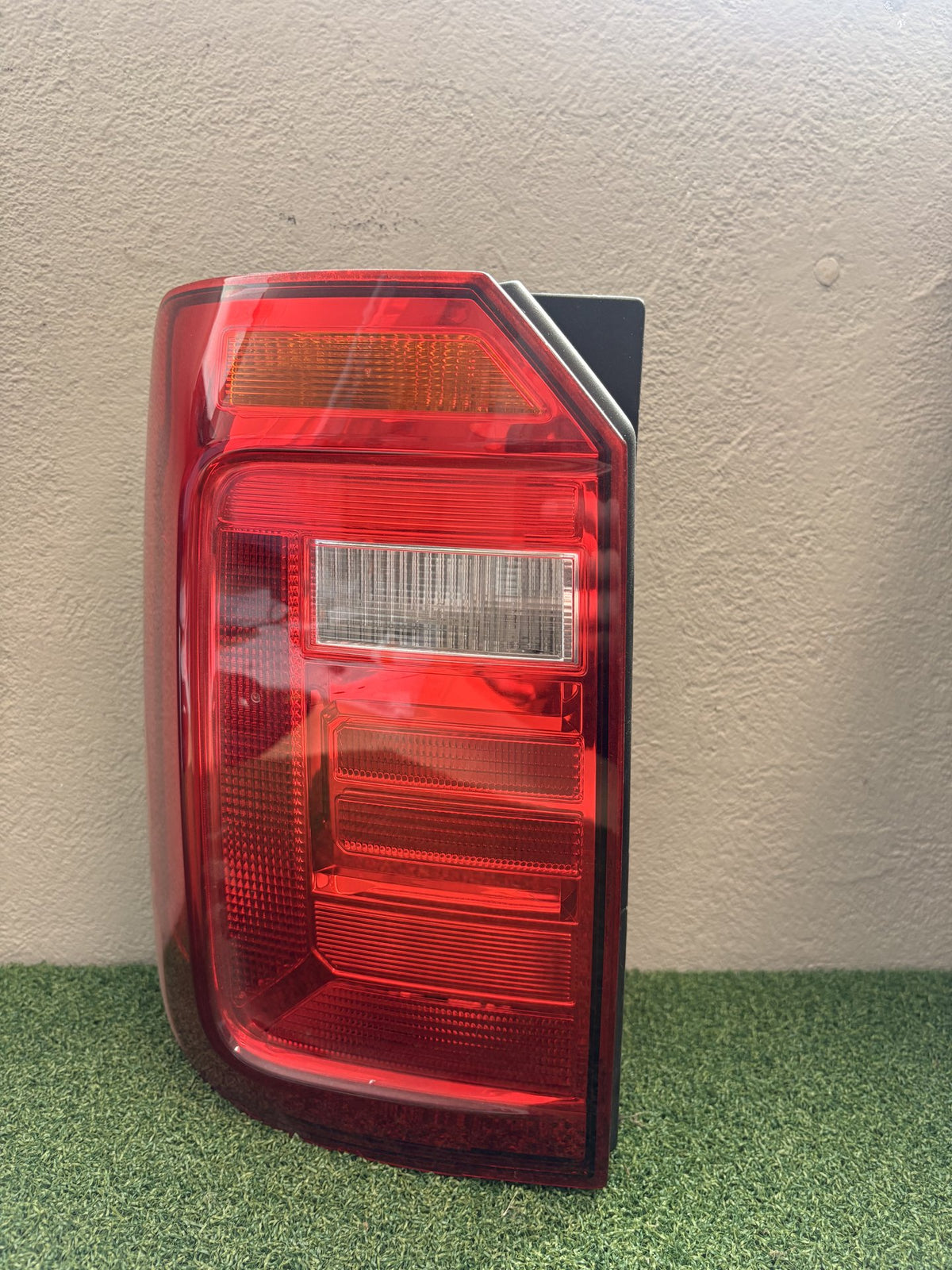 2015 Volkswagen Caddy 2K 03- - Left Taillight