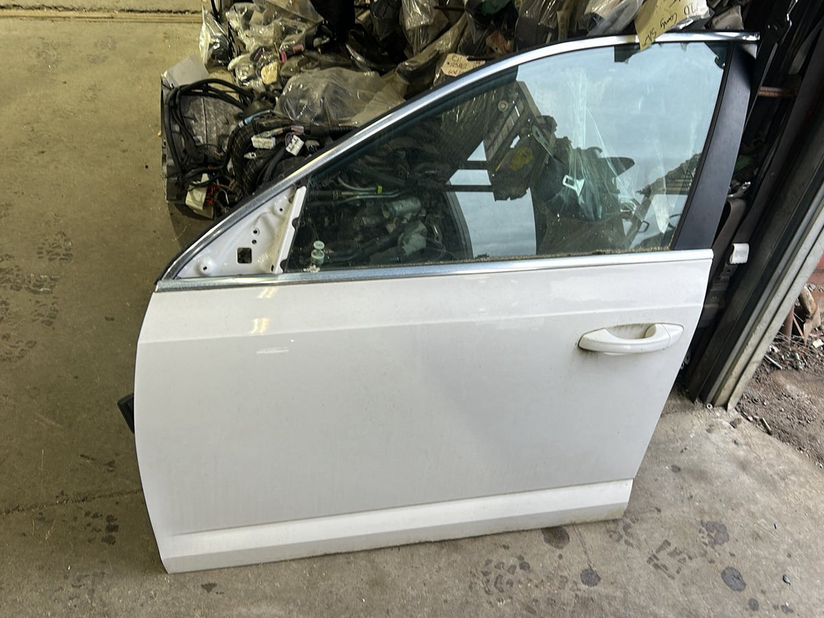 2015 Skoda Octavia - Left Front Door
