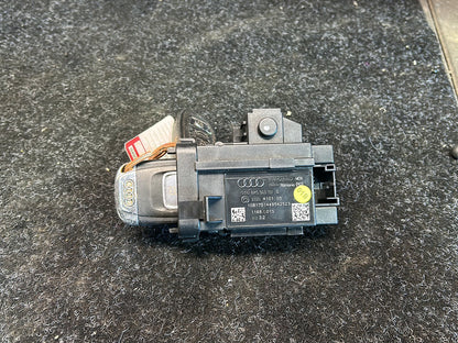 2008 Audi A4 8K - Key Reader PN: 8K0 909 131 C Ignition/starter switch