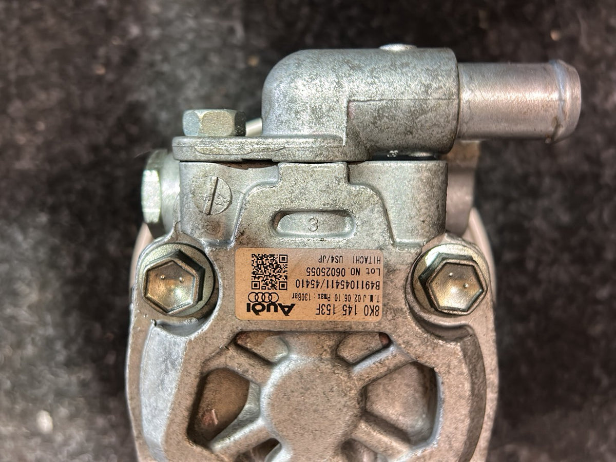 2010 Audi A4 Quattro - Power Steering Pump PN: 8K0 145 153 F vane pump with ribbed belt pulley