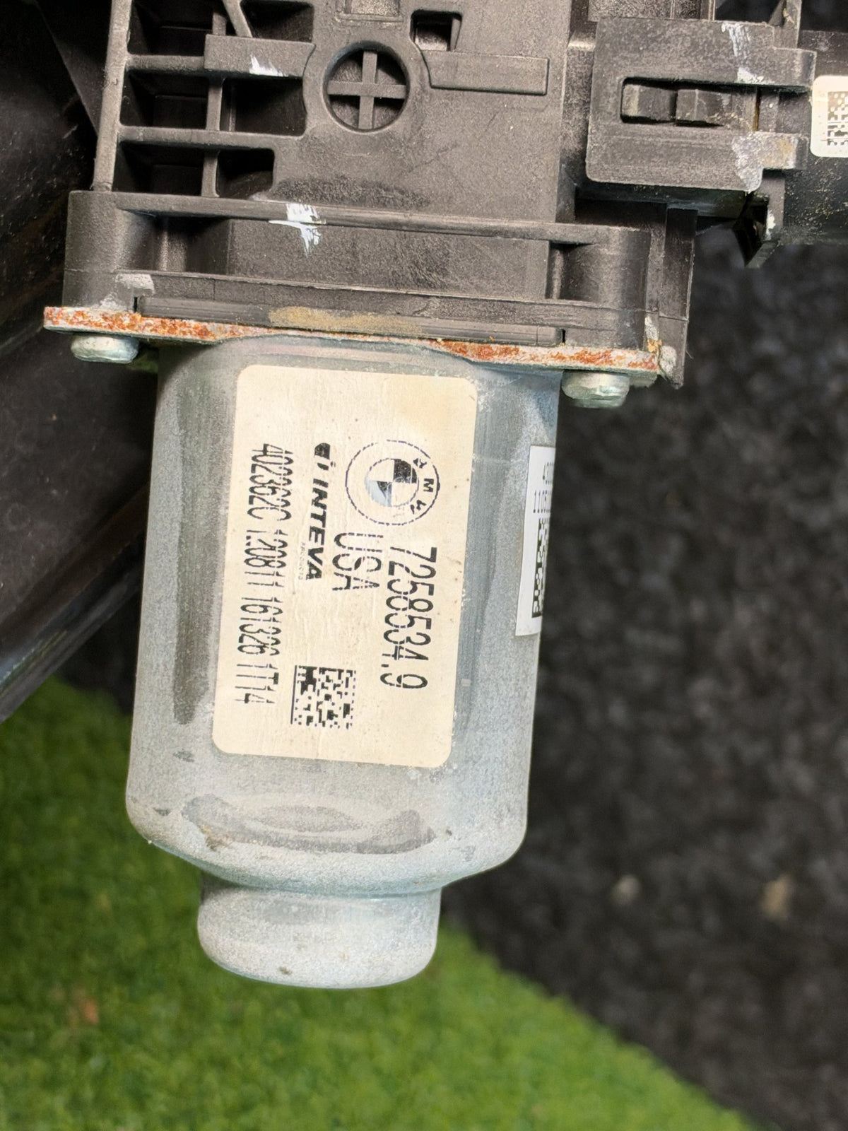2011 BMW X3 F25 F25 - Right Front Window Regulator/Motor