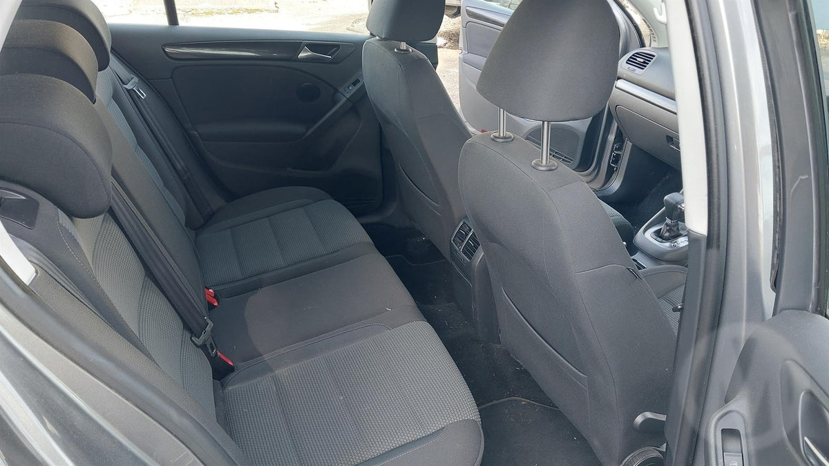 2010 Volkswagen Golf
