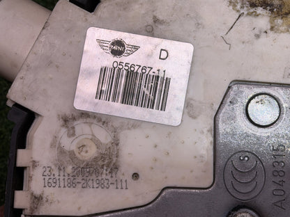 2010 Mini Cooper R56 - Right Front Door Catch