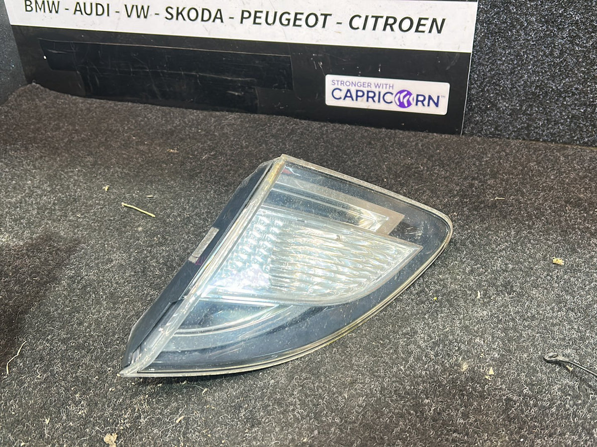 2011 Mazda Mazda6 GH- Right Tailgate Light