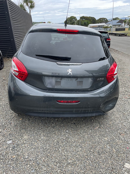 2014 Peugeot 208 Active