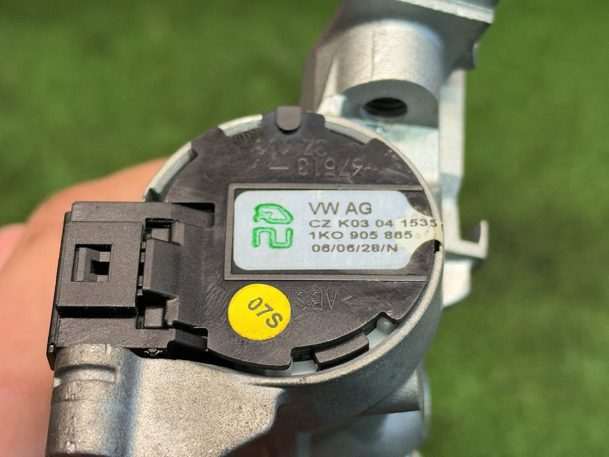 2006 Audi TT - Ignition Lock Assembly