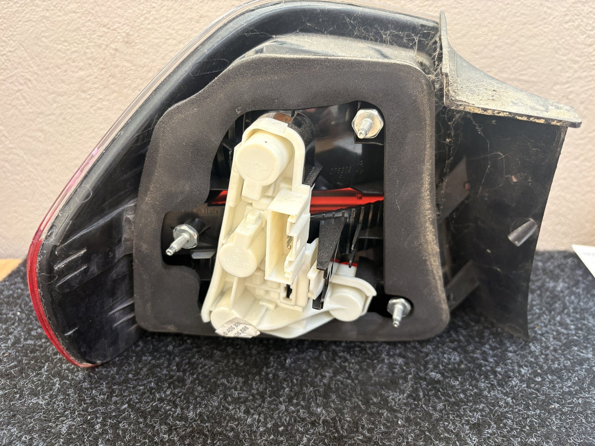 2007 - Right Taillight PN: 63 21 4 871 732