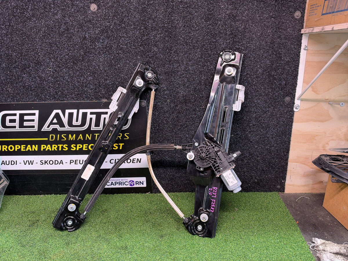 2011 BMW X3 F25 F25 - Right Front Window Regulator/Motor