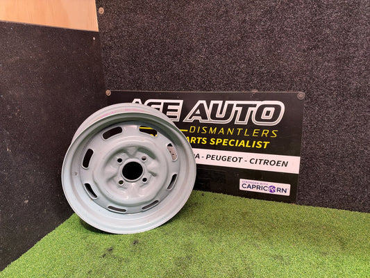 Triumph Herald - 13" Steel Rim