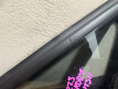 Volkswagen Caddy - Left Front Quarter Glass PN: 2K5 845 411 A Side window left front green glass