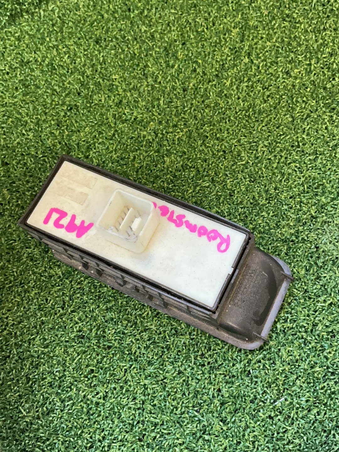 2007 Skoda Roomster - Master Power Window Switch