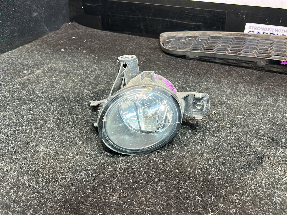 2011 BMW X1- Left Spotlight