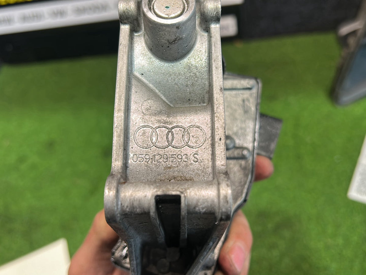 2015 Audi A6 Allroad - Throttle Valve Adapter