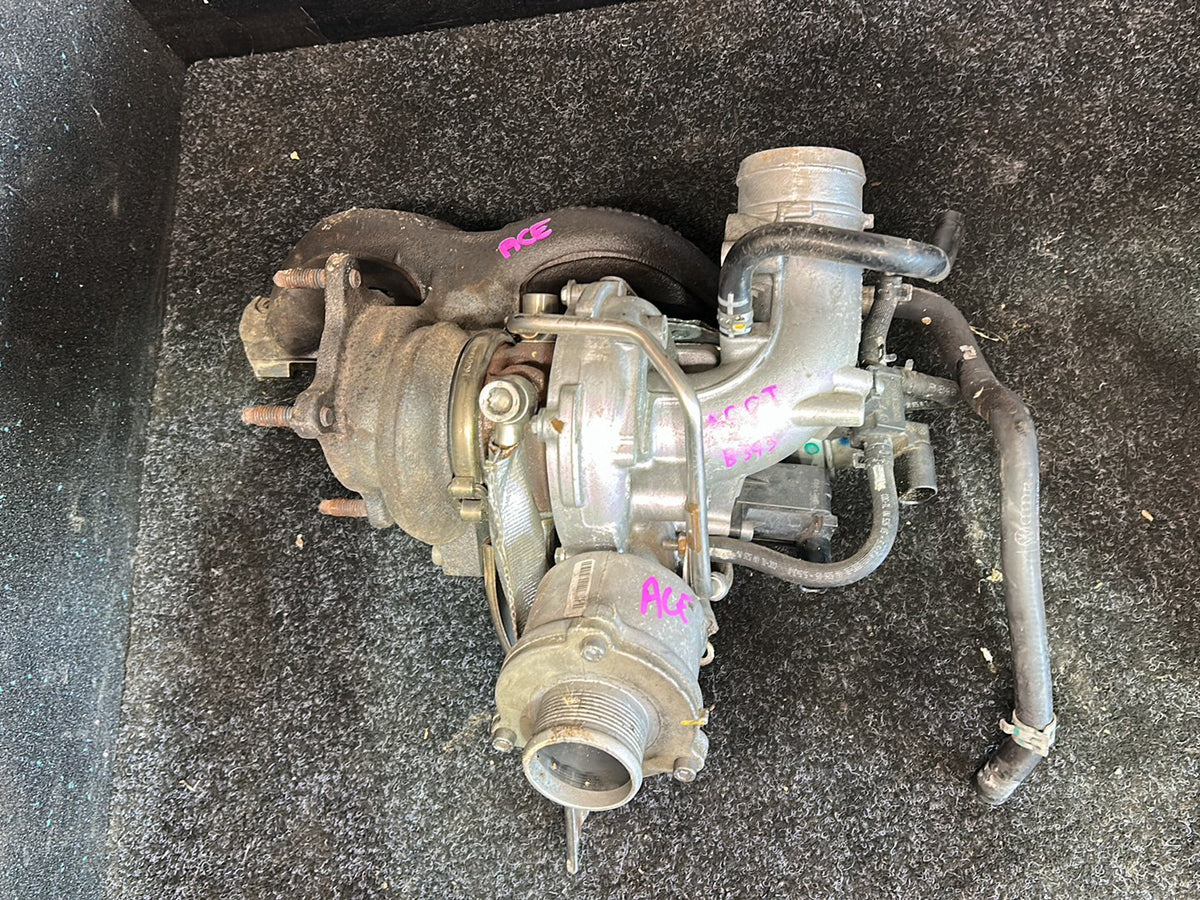 2009 Audi A5 - Turbo Exhaust Manifold PN: 06H 145 702 S Exhaust gas turbocharger