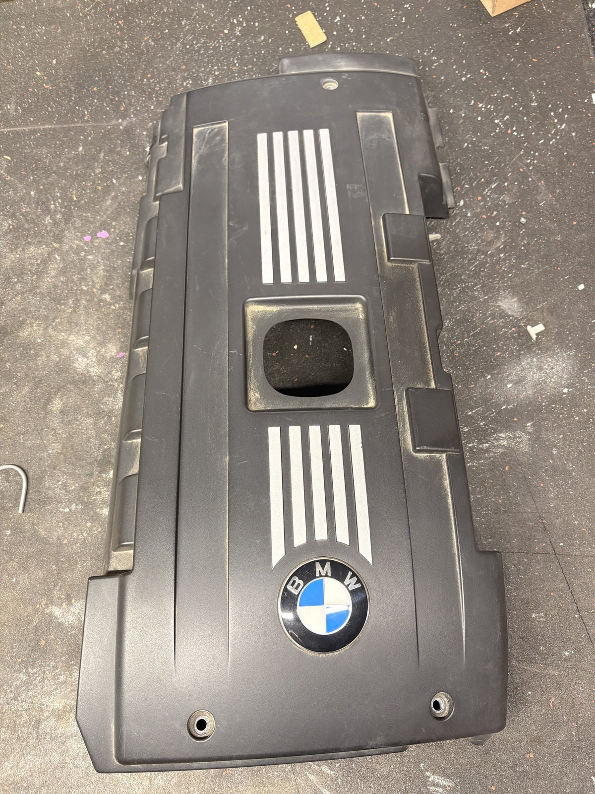 BMW 135i E82 - Engine Cover PN: 11 12 7 575 036 Ignition coil covering