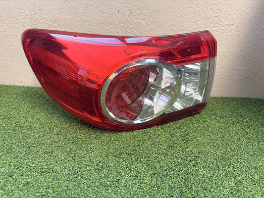 2008 Toyota Corolla - Left Taillight
