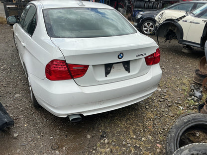2011 BMW 320i e90