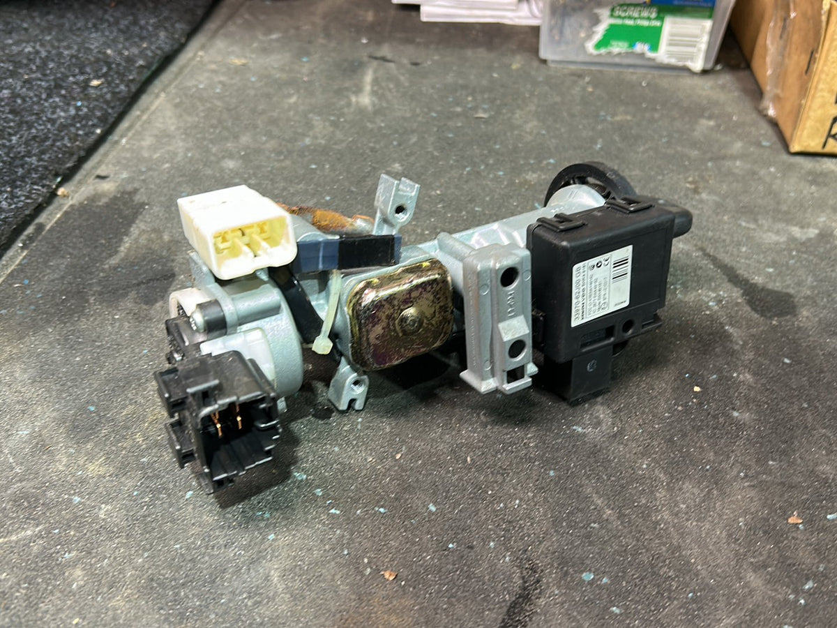 2005 Suzuki Swift ZC11S 03- ZC11S - Ignition With Key PN: 33970 - 62J00