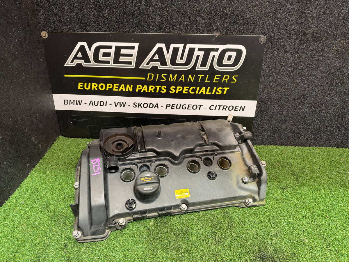 2012 BMW 116i WBA1A12020J205329 - Cylinder Head Cover