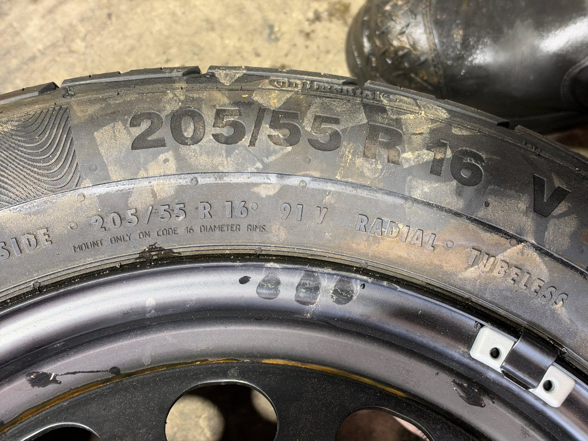 2017 Volkswagen Golf MK7 - Spare Wheel