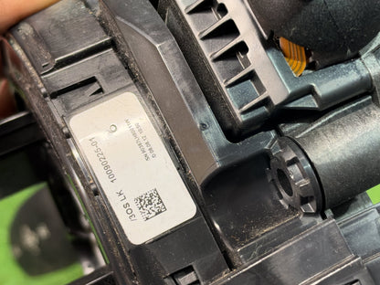 BMW 118i F20 - Combination Switch