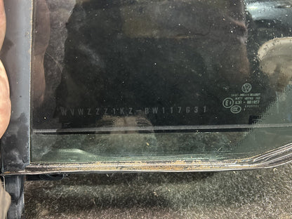 2011 Volkswagen Golf MK6 WVWZZZ1KZBW117631 - Left Rear Quarter Glass
