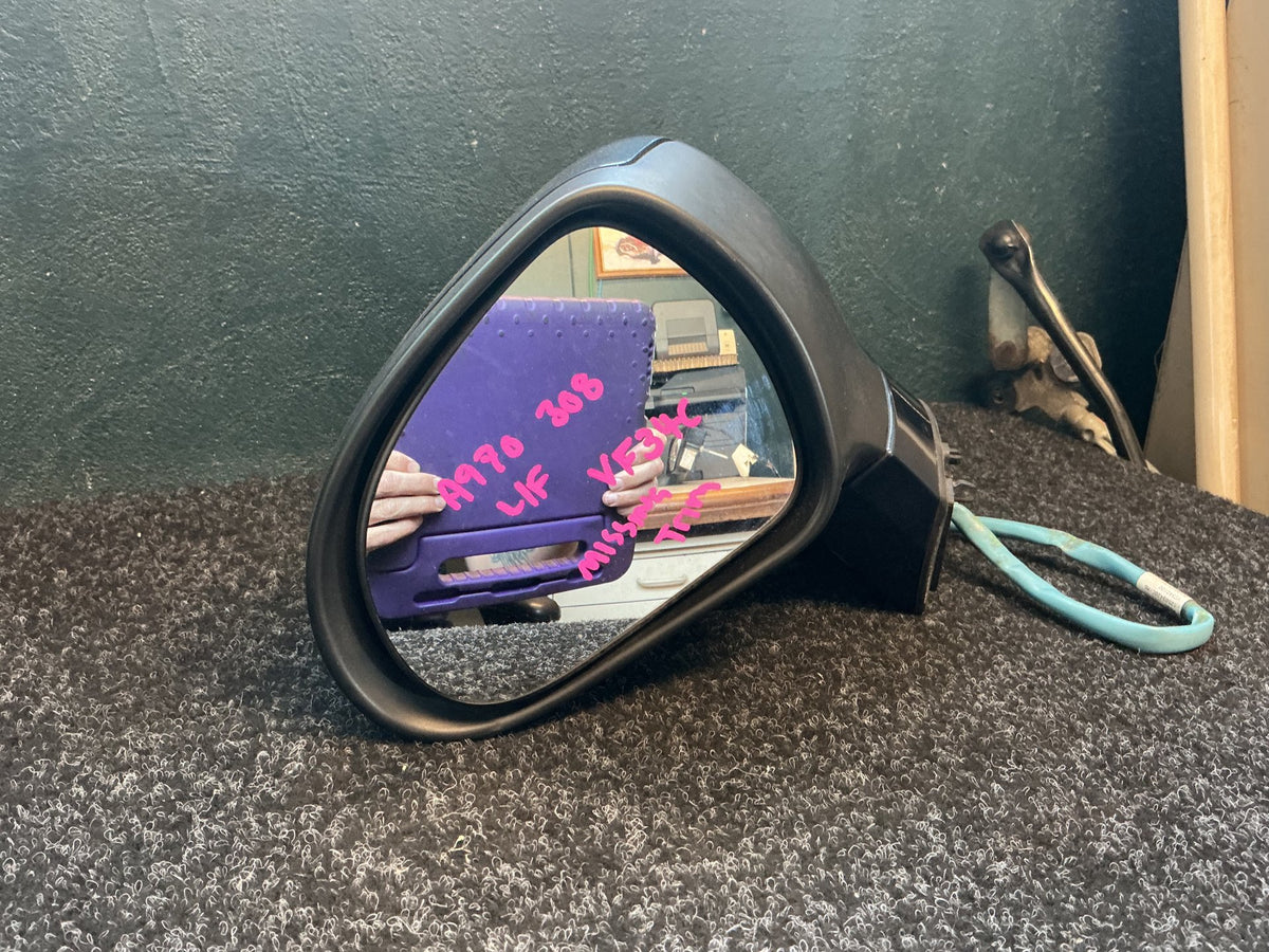 2013 Peugeot Series 308 - Left Door Mirror