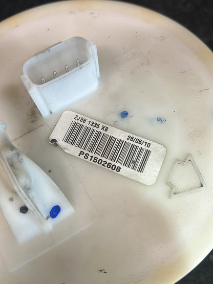 2010 Mazda Demio DE 07- DE3FS - Fuel Tank Pump PN: ZJ38 1335 XB