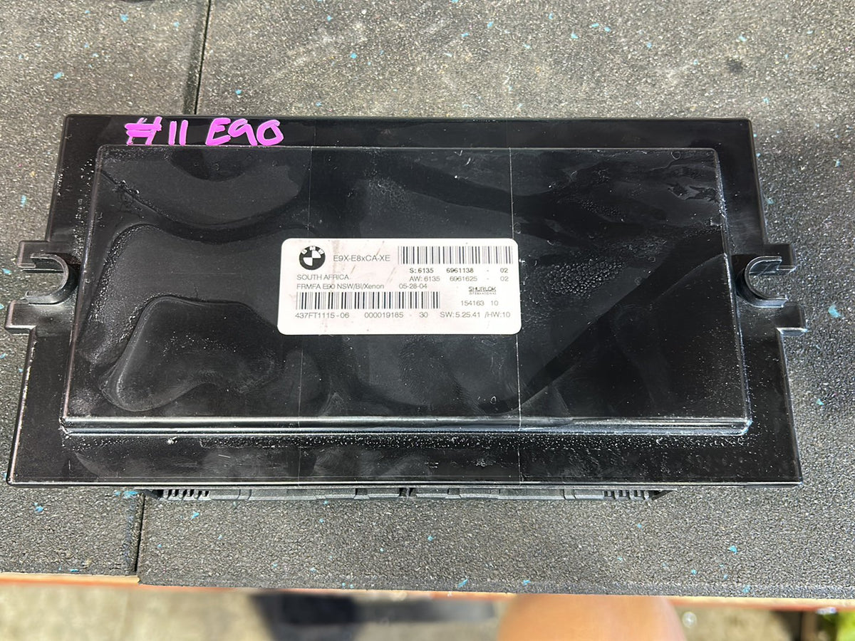 2005 BMW 330i E90 - Footwell Module PN: 61 35 9 128 184 Footwell module XE