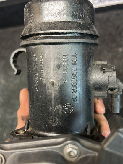 2010 BMW 320d 320 E90 - Throttle Body PN: 11 61 7 810 765 - 13 54 7 810 752