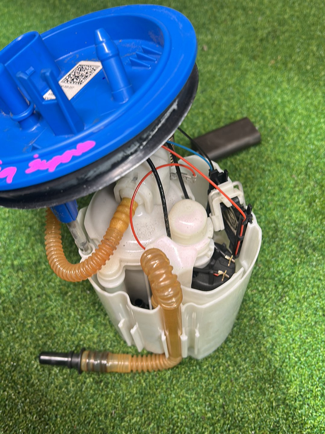 2016 Skoda Superb - Fuel Tank Pump