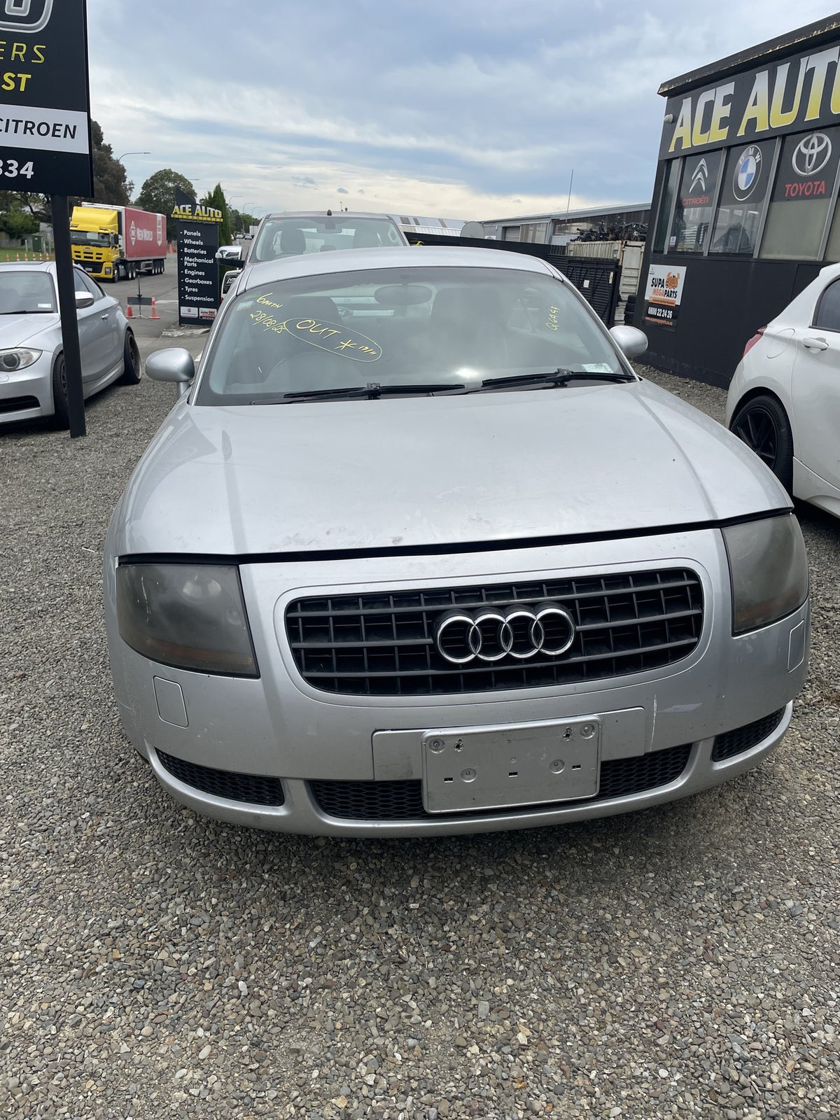 2004 Audi TT