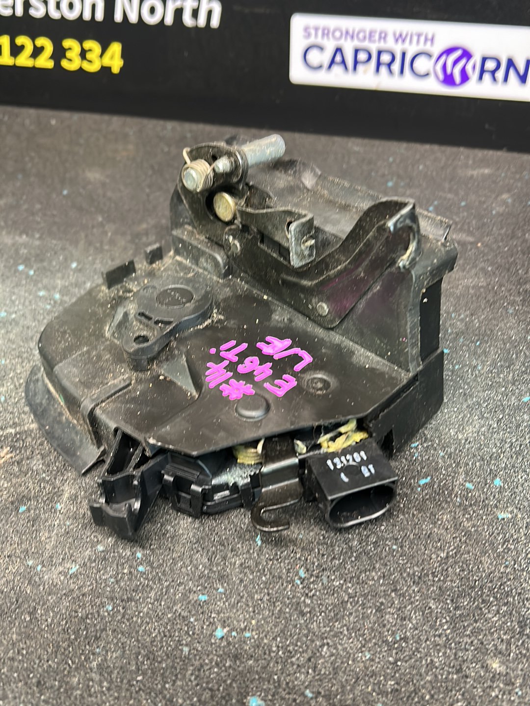2002 BMW E46 TI - Left Front Door Lock Actuator