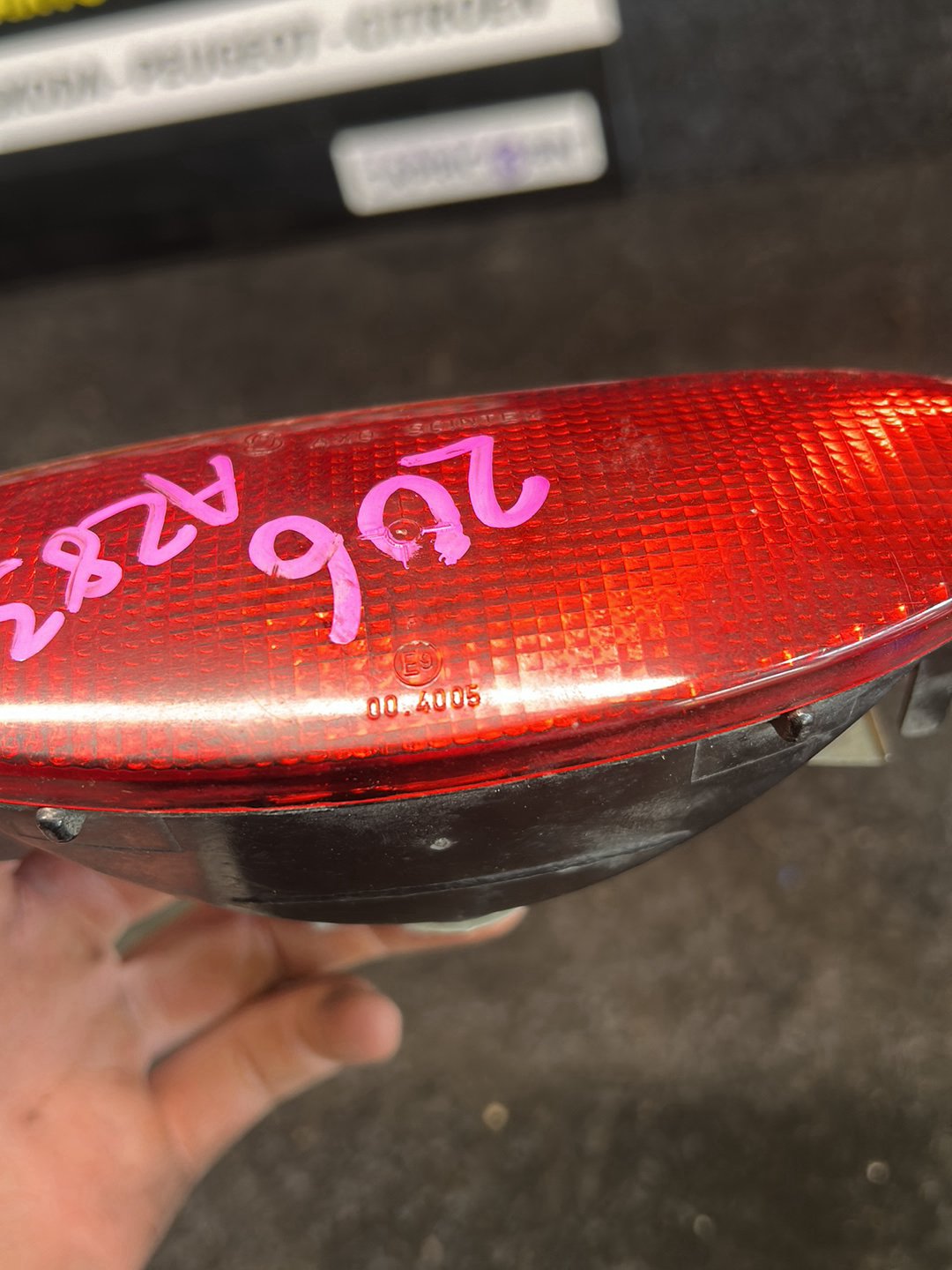 2000 Peugeot Series 206 VF32CKFXP 41086638 - Rear Fog Light PN: 45106