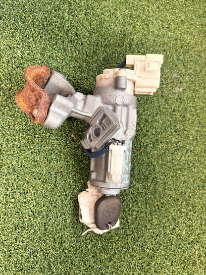 2002 Toyota Corolla ZZE122 - Ignition Switch