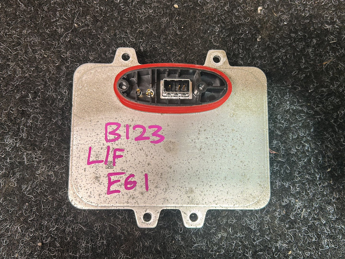 2005 BMW 525i 525i E61 - HID Control Unit