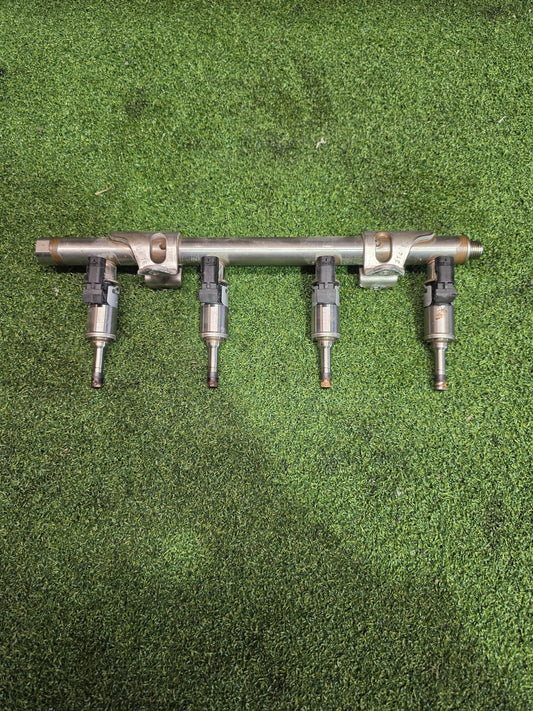 2017 Volkswagen Golf MK7 - Fuel Injector Set