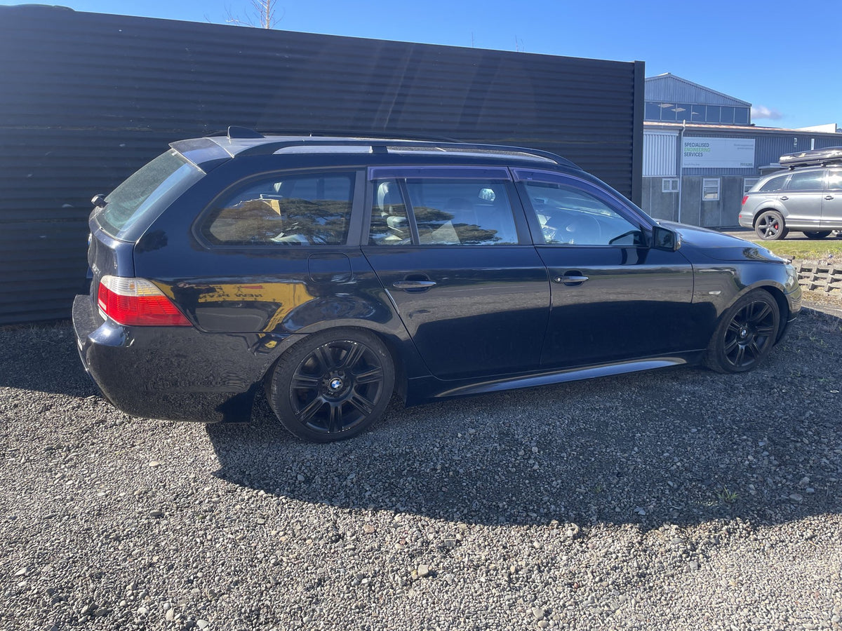 2006 BMW 530i Touring E61