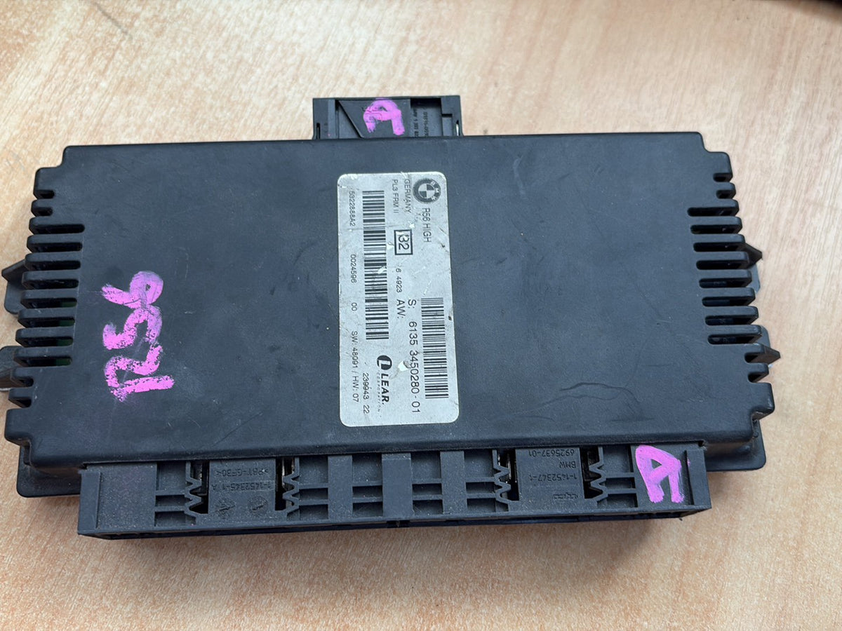 2007 Mini Countryman Cooper S WMWMF72080TL01813 - Footwell Module PN: 61 35 3 452 092 Footwell module 2