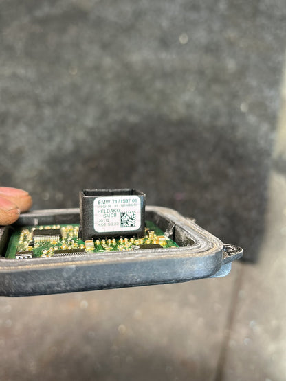2010 BMW 325i 320i E90- Headlight Control Unit Adaptive