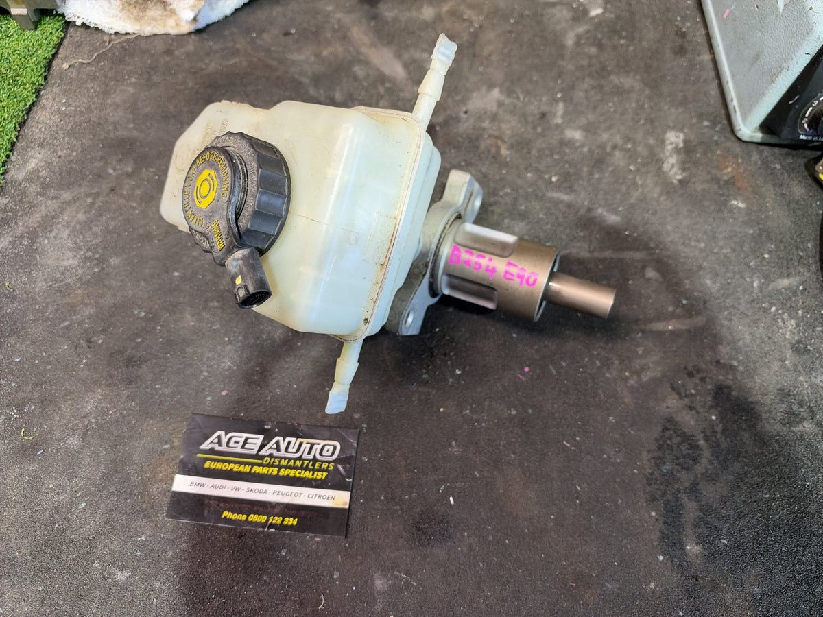 2009 BMW 335i 330i E90 - Brake Master Cylinder