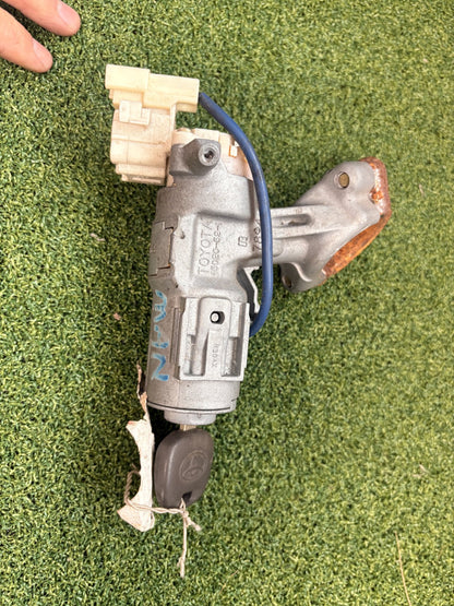 2002 Toyota Corolla ZZE122 - Ignition Switch