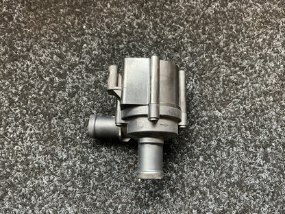 2015 Skoda Octavia - Auxilary Water Pump