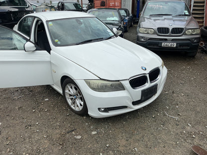 2011 BMW 320i e90