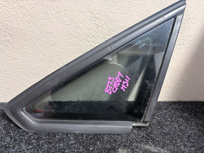 Volkswagen Caddy - Left Front Quarter Glass PN: 2K5 845 411 A Side window left front green glass