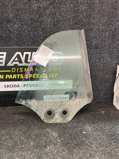 2006 MINI Cooper - Right Rear Door Window