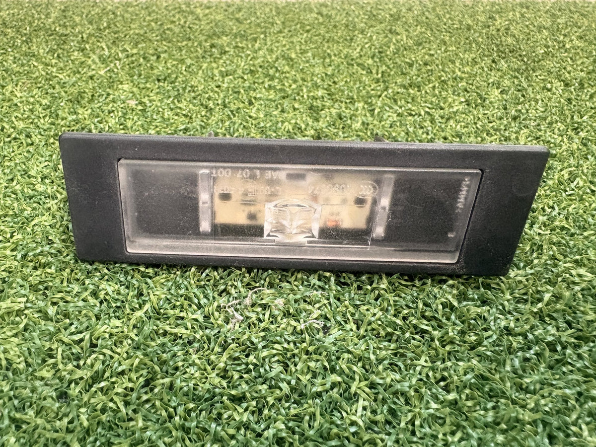 2010 BMW 116i E87 WBAUE32000E566256 - Number Plate Lamp
