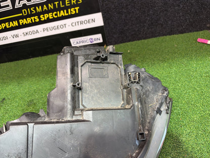 2005 Audi A3 8P 03-13 WAUZZZ8P96A074939 - Right Headlight