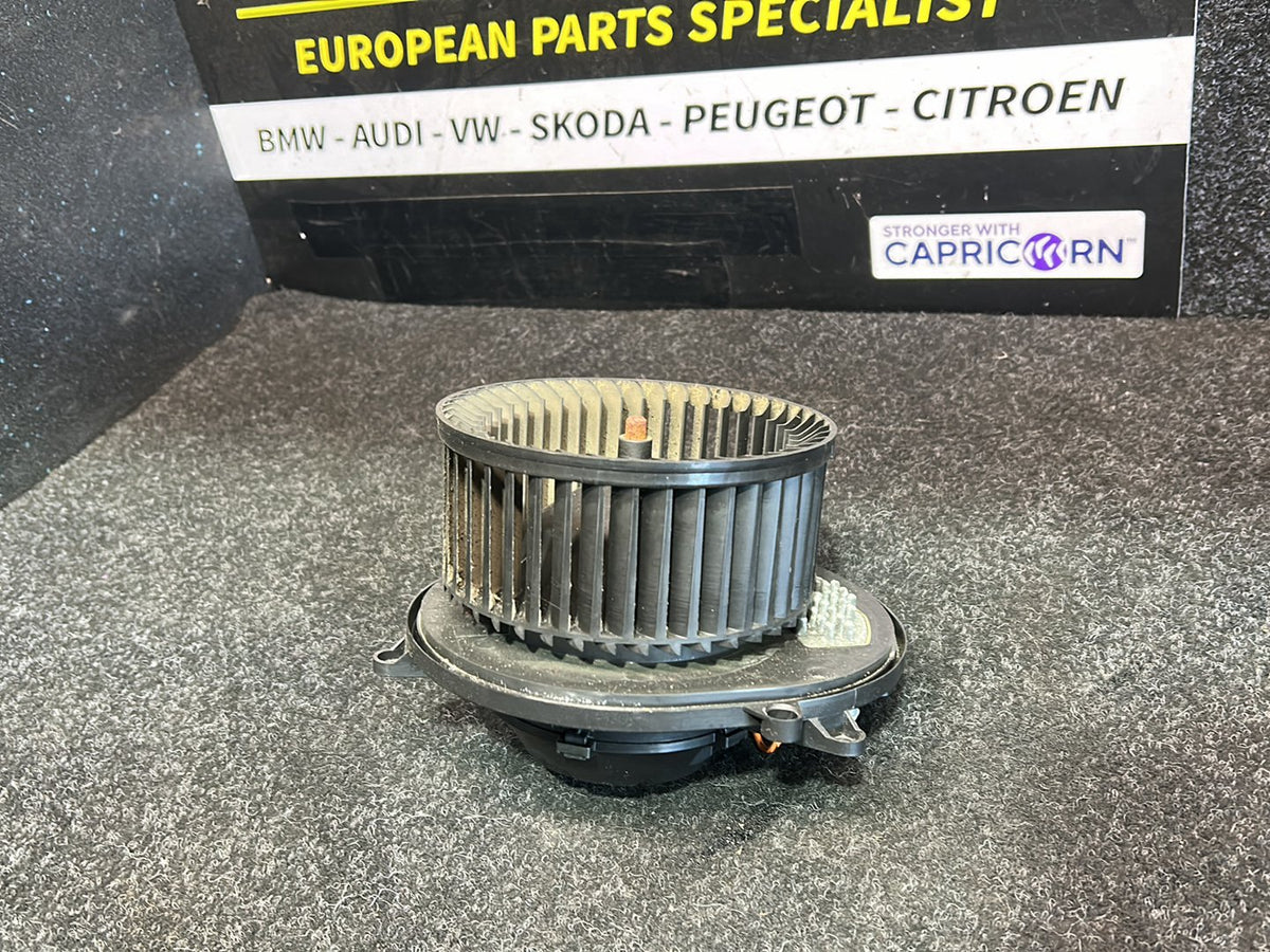 2013 BMW 320d F31- Heater Fan Motor